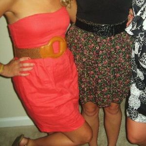 ✨ Salmon Pink Strapless Linen Dress